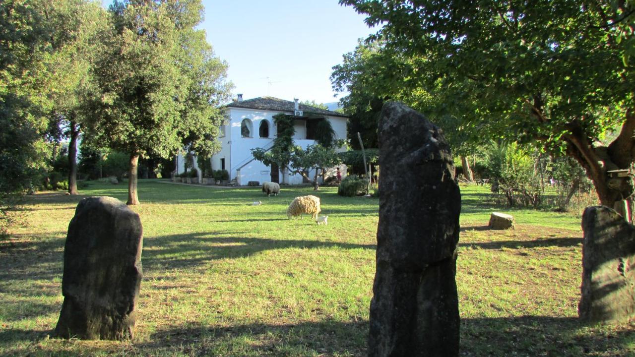 Agriturismo "Borgo Madonna Degli Angeli" - Charming Cottages In The Gardens ! 토코 다 카사우리아 외부 사진