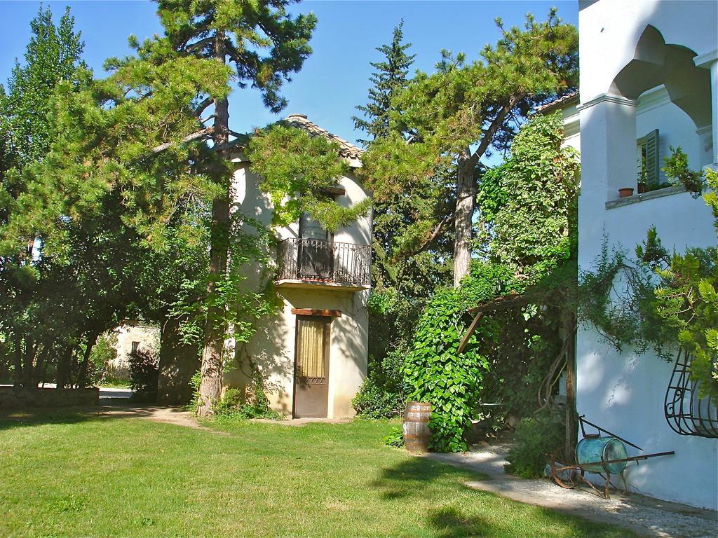 Agriturismo "Borgo Madonna Degli Angeli" - Charming Cottages In The Gardens ! 토코 다 카사우리아 외부 사진